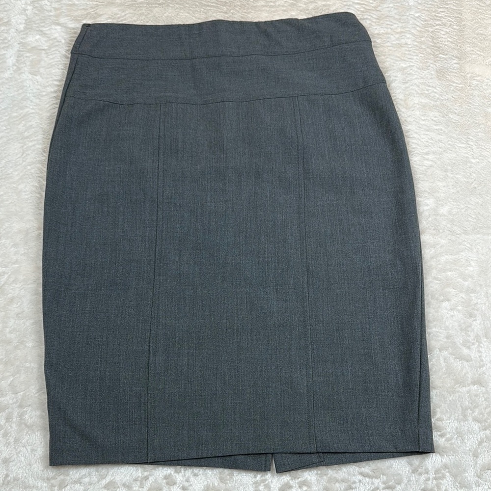 Sophisticated Gray Pencil Skirt